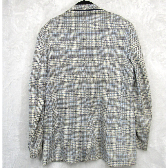 Men's Classic Checkered Blazer - Picture 7 of 11